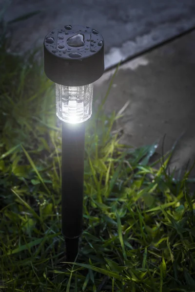 LED-Gartenleuchte — Stockfoto
