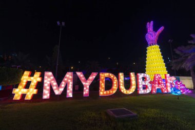 Dubai Bahçesi Uae 'de parlıyor