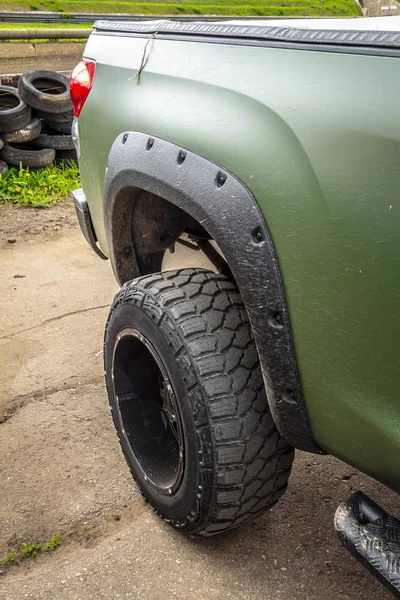 Rueda camioneta todoterreno — Foto de Stock