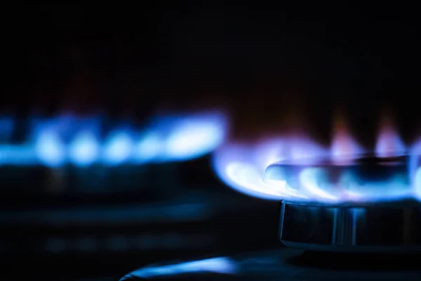 Estufa Gas Quemador Cerca Quemaduras Gas Con Una Llama Azul — Foto de Stock