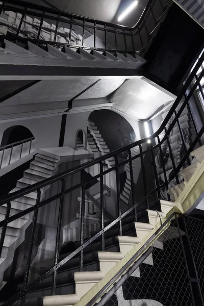 Tramo Escaleras Está Diseñado Estilo Ilusiones —  Fotos de Stock