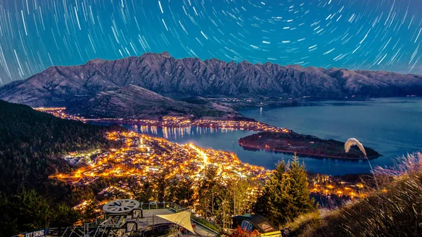 Queenstown Twilight star yollar ile.