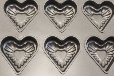 Kalp şeklinde kurabiye pişirme tepsisi