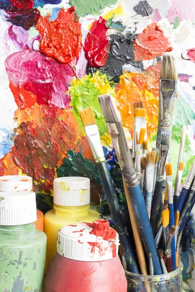 Boyama ekipman, boya, fırça ve palet