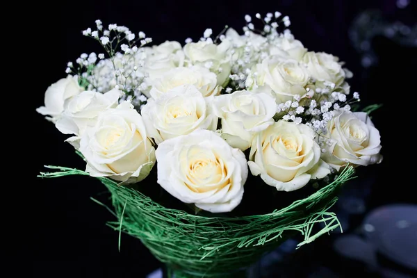 A bouquet of white roses — Stock Photo, Image