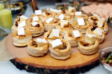  Fındık ve peynir ile tanımlama 