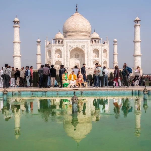 People Visit Taj Mahal in Agra, Editorial Photo - Image of india, heritage:  36886091