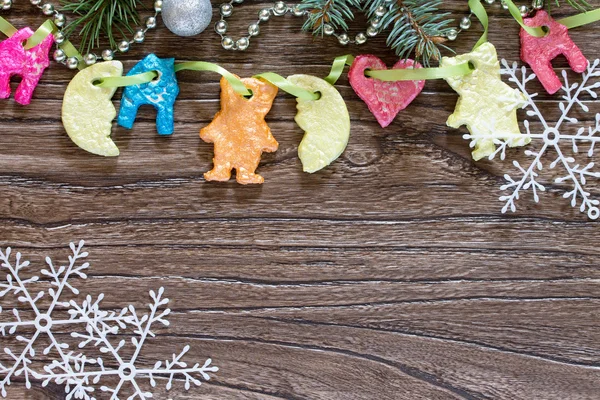Рождественская рамка Рождественские елки и рождественские игрушки — стоковое фото