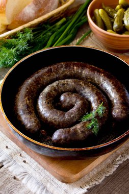 Ev yapımı buğday salam ve sosis ve sebze çeşitli