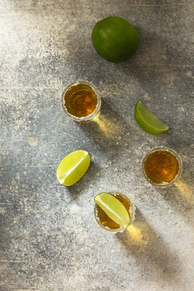 Tequila Tequila Mexicain Avec Chaux Sel Sur Plan Travail Béton — Photo