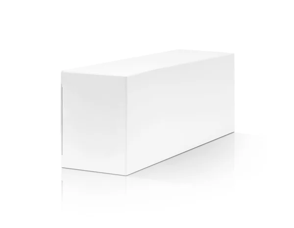 Embalagem em branco caixa de papelão de papel branco isolado no fundo branco — Fotografia de Stock