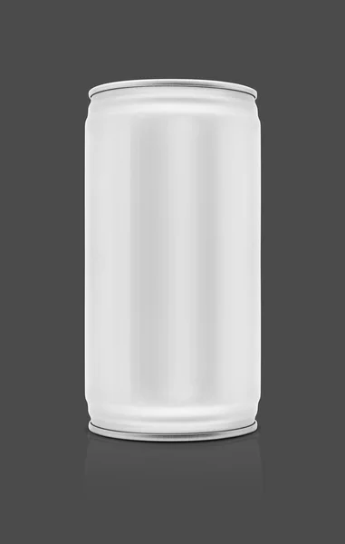 Embalagem em branco bebida pode isolado no fundo cinza — Fotografia de Stock