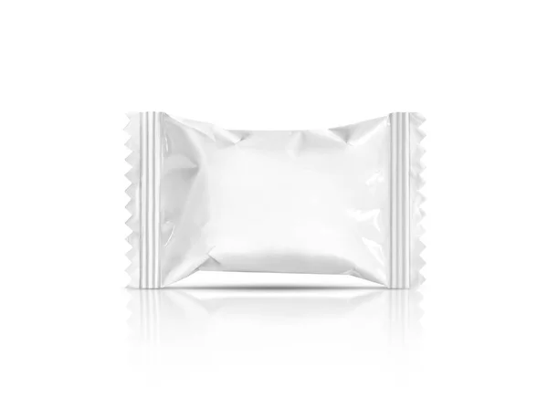 Emballage vierge bonbons sachet palstique isolé sur fond blanc — Photo