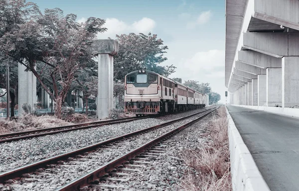 Trains running on the railway — Stock Photo, Image