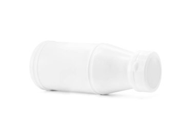 Beyaz arka plan üzerinde izole boş paketleme içecek plastik şişe