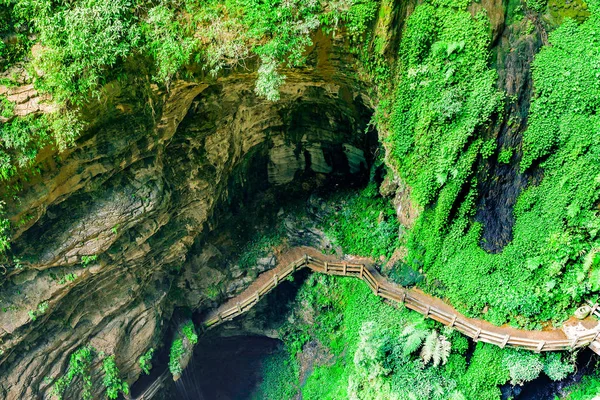 Gola di Fessura Longshuixia nel paese di Wulong, Chongqing, Cina — Foto Stock