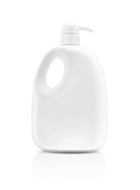 Beyaz arka plan üzerinde izole boş ambalaj kozmetik pompa şişe