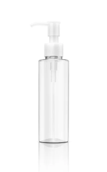 Puste opakowania kosmetyczne jasnych i przejrzystych plastikowe butelki na białym tle — Zdjęcie stockowe