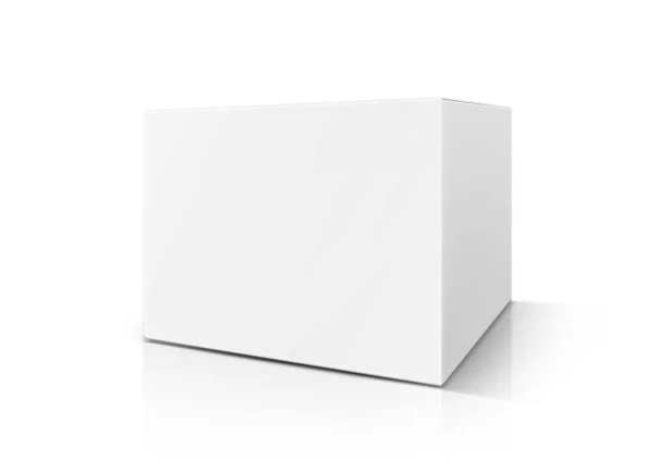 Λευκό κενό συσκευασίας χαρτοκιβωτίων που απομονώνονται σε λευκό φόντο — Φωτογραφία Αρχείου