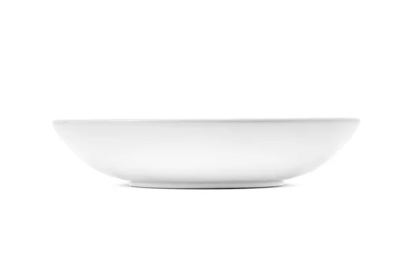 Tigela de cerâmica branca um utensílios de cozinha isolado no fundo branco — Fotografia de Stock