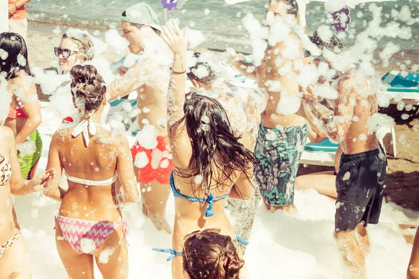 Marmaris, turkey - July, 13tgh, 2015 - foam beach summer party marmaris turkey — Stock Photo, Image