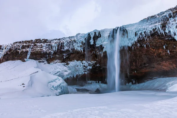 Islandia Wodospad Seljalandsfoss Zima Islandii Wodospad Seljalandsfoss Zimą — Zdjęcie stockowe