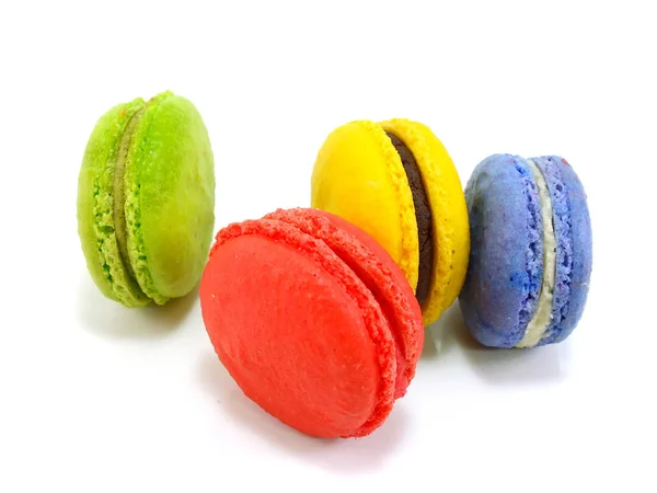 Sabroso macarrón colorido un manjar dulce francés sabroso colorido macarrón variedad primer plano — Foto de Stock