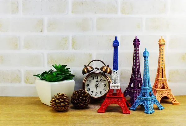 Image Decorative Eiffel Tower Different Home Decor Related Objects — Stock Photo, Image