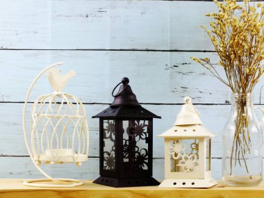 fener mum ev dekorasyon nesnesiyle süslemeleri