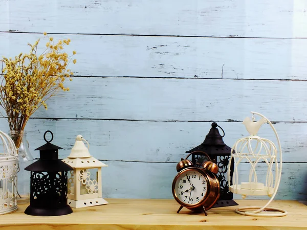 fener mum ev dekorasyon nesnesiyle süslemeleri