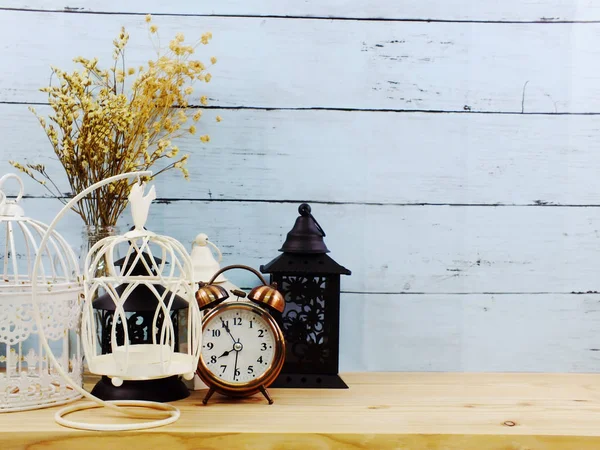 fener mum ev dekorasyon nesnesiyle süslemeleri