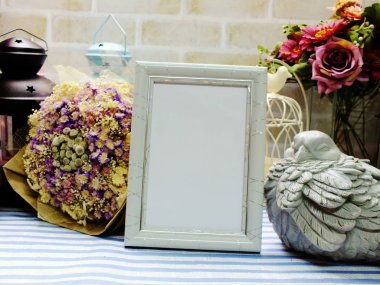 çerçeve ev dekorasyonu kadar alay