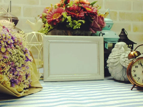 çerçeve ev dekorasyonu kadar alay