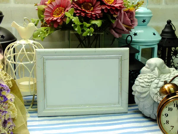 çerçeve ev dekorasyonu kadar alay