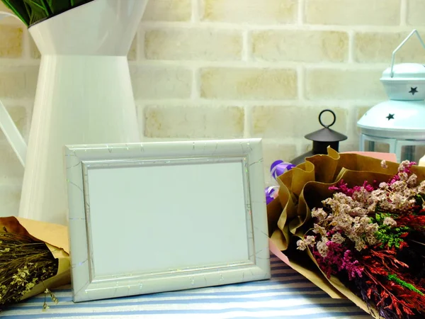 çerçeve ev dekorasyonu kadar alay