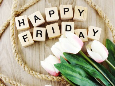 mutlu Cuma üstten görünüm Lale buketi ile