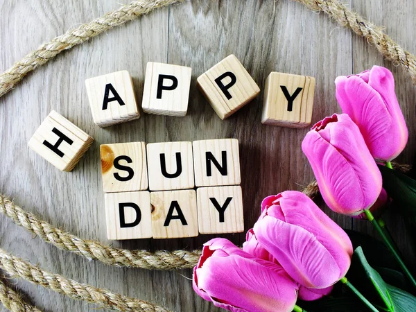 mutlu Pazar ahşap masa vintage filtreli