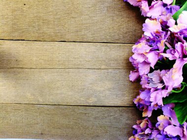 çiçek buketi vintage filtre renk ile ahşap arka plan