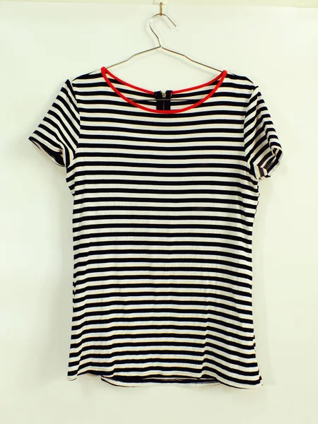 çizgili gömlek moda giyim deniz stil asılı