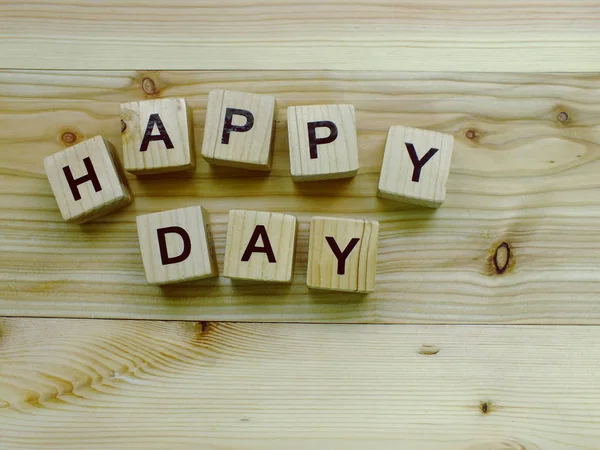 Счастливый День Деревянный Блок Космическим Фоном — стоковое фото