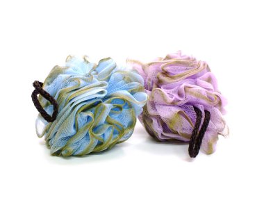 yumuşak mavi Banyosu puf ya da izole beyaz zemin üzerine sünger;