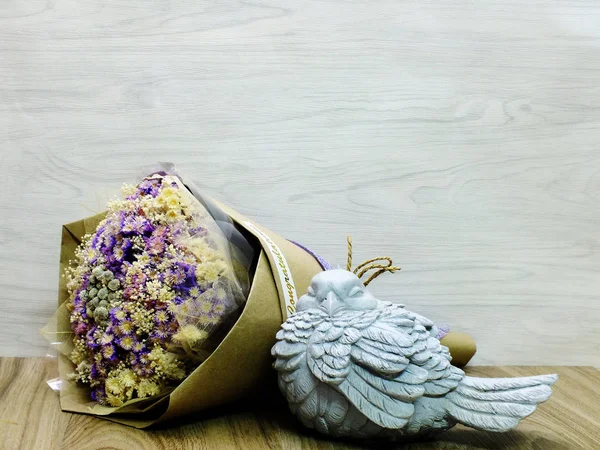 çiçek buketi ve dekor