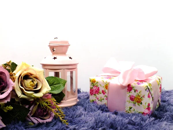 Pink Gift Box Present Decoration White Background — Stock Photo, Image