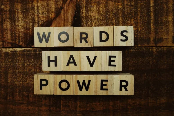 Wörter Haben Power Alphabet Buchstaben Auf Holzgrund — Stockfoto