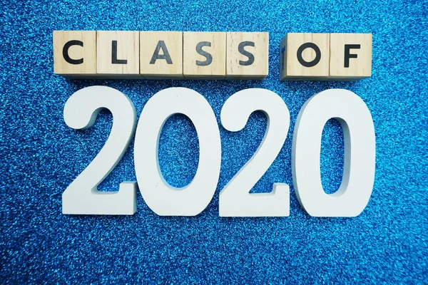 Klasse 2020 Wortbuchstaben Auf Blauem Glitzerhintergrund — Stockfoto