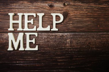 Ahşap arkaplanda boşluk kopyası için bana yardım et