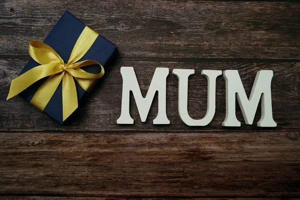 Mum Alphabet Letter Wooden Background — Stock Photo, Image