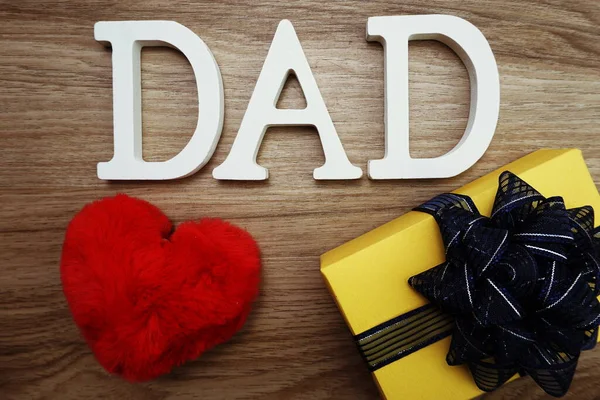 Happy Father Day Concept Αλφάβητο Μπαμπά Διαστημικό Αντίγραφο Ξύλινο Φόντο — Φωτογραφία Αρχείου