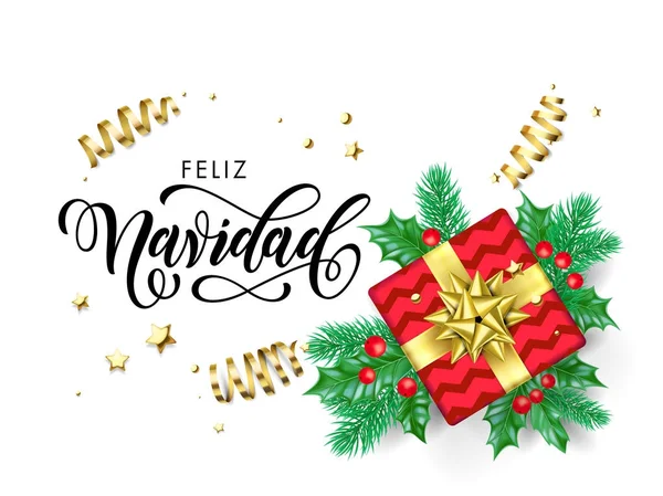 Feliz Navidad Feliz Navidad caligrafía española texto dibujado a mano para la tarjeta de felicitación plantilla de fondo. Vector árbol de Navidad acebo corona decoración, cinta de confeti de oro en el diseño blanco premium — Vector de stock