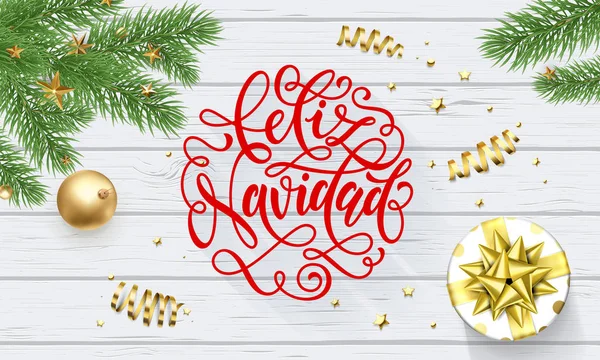 Feliz Navidad espagnol Joyeux Noël vacances décoration dorée et police de calligraphie pour carte de vœux fond en bois blanc. Vecteur Noël ou Nouvel An doré brillant cadeau décoration de Noël design — Image vectorielle